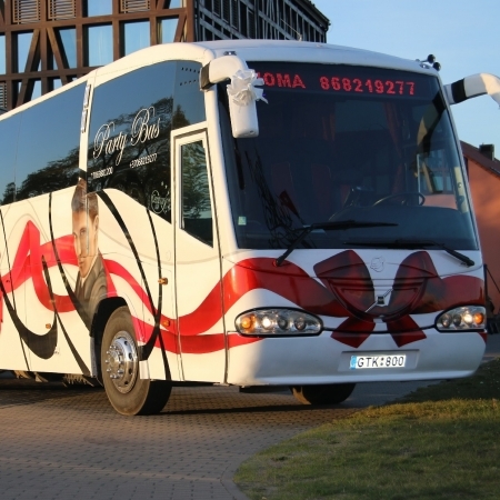 Party Bus limuzino klasės autobusas.